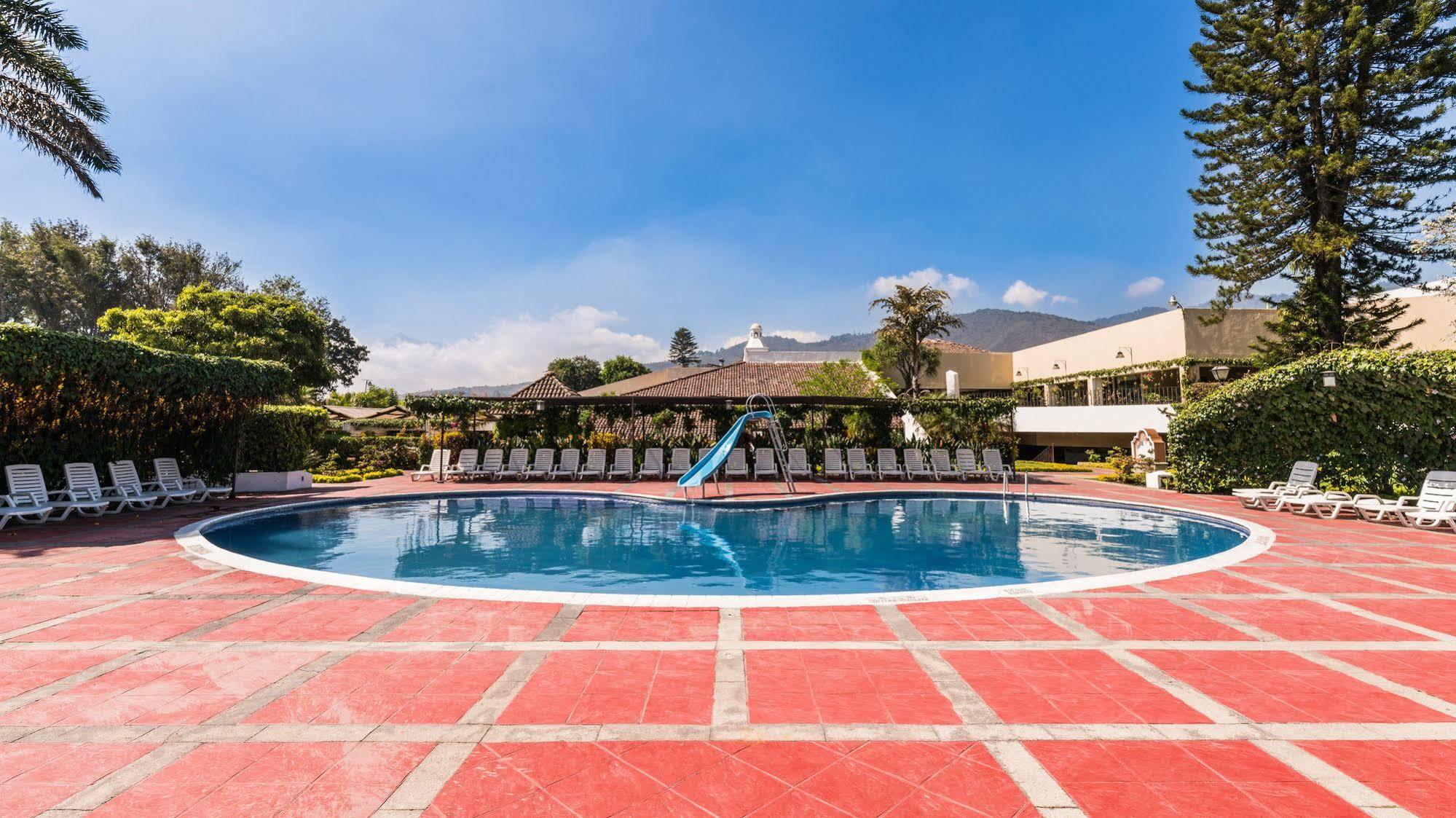 Hotel Soleil La Antigua Bagian luar foto